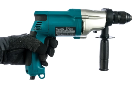 Дрель Makita DP4011 (720Вт, БЗП 1.5-13мм,0-1200/2900об/мин, реверс) 2.3кг